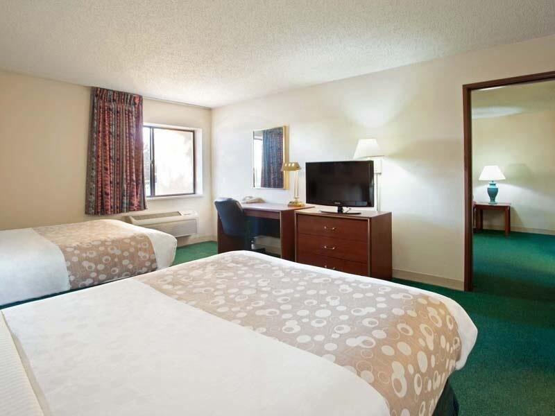 La Quinta Inn By Wyndham Indianapolis East-Post Drive Extérieur photo
