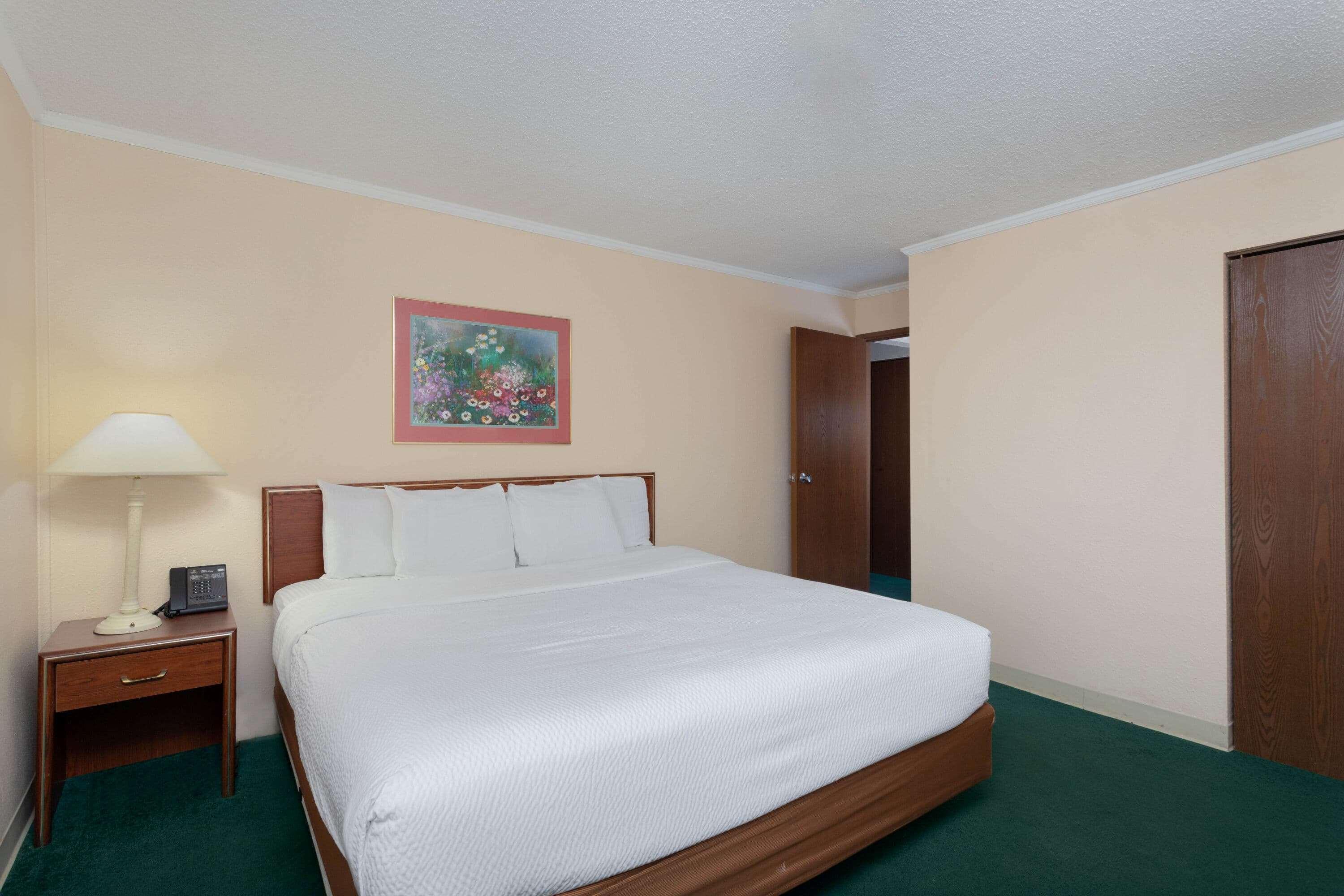 La Quinta Inn By Wyndham Indianapolis East-Post Drive Extérieur photo