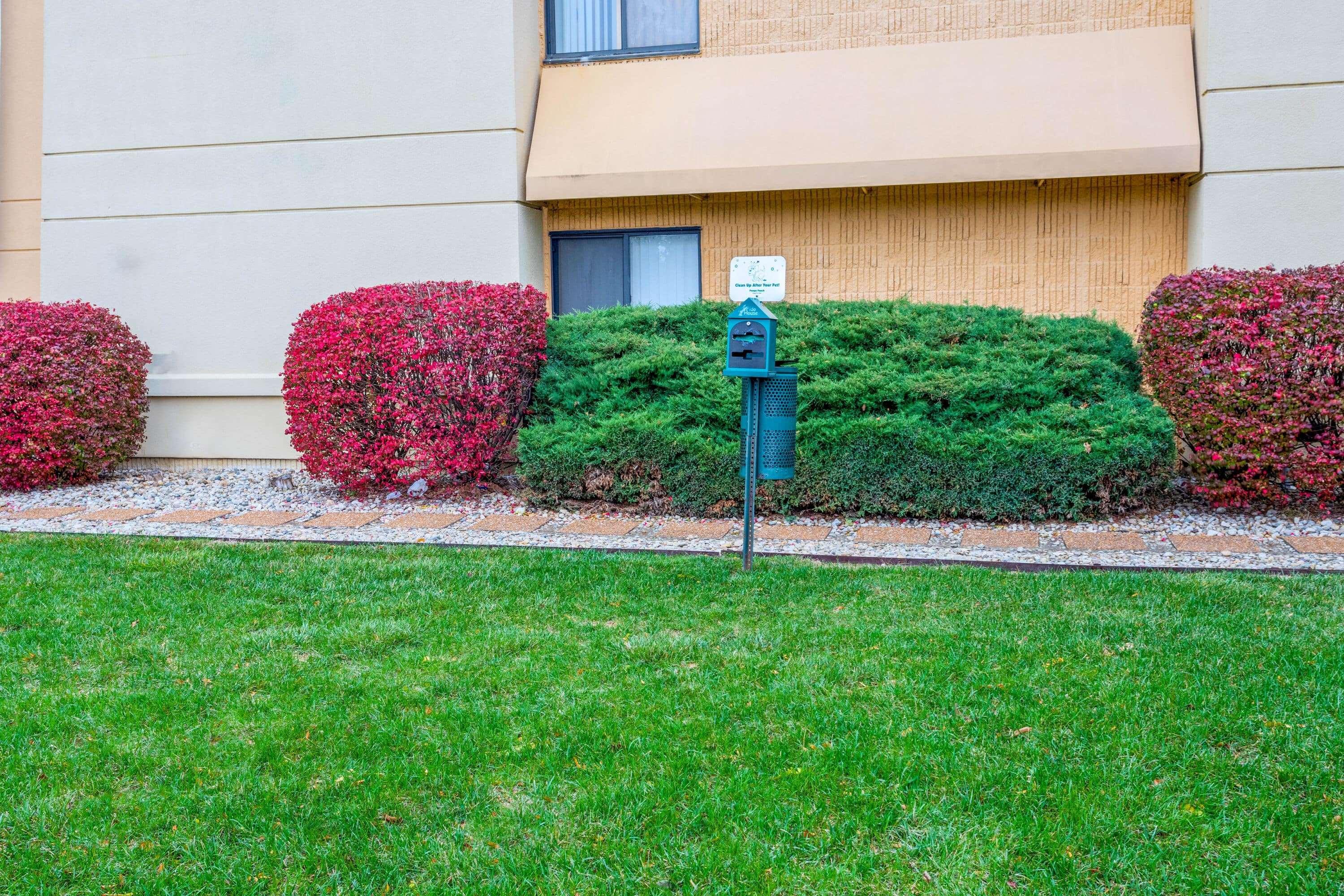 La Quinta Inn By Wyndham Indianapolis East-Post Drive Extérieur photo